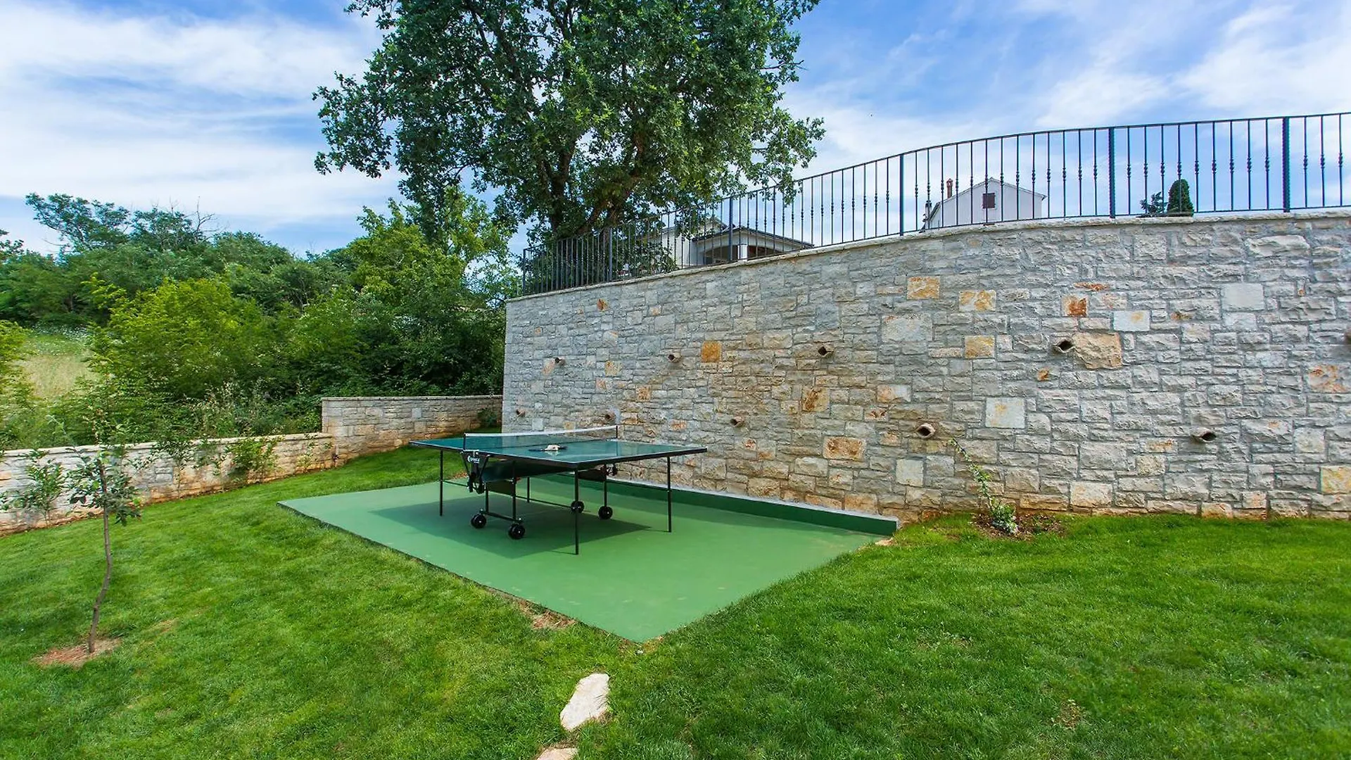 Beautiful Villa Stupenda With Whirlpool In Porec Montižana 0*,