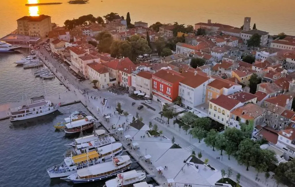 Beautiful Villa Stupenda With Whirlpool In Porec Montižana Croazia